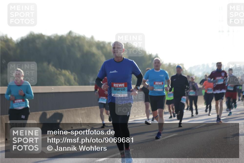 03.10.2025 - Köhlbrandbrückenlauf Jannik Wohlers http://msf.ph/oto/9069681 03.10.2025 09:17:09 Position 3 3679, 55 meine-sportfotos.de