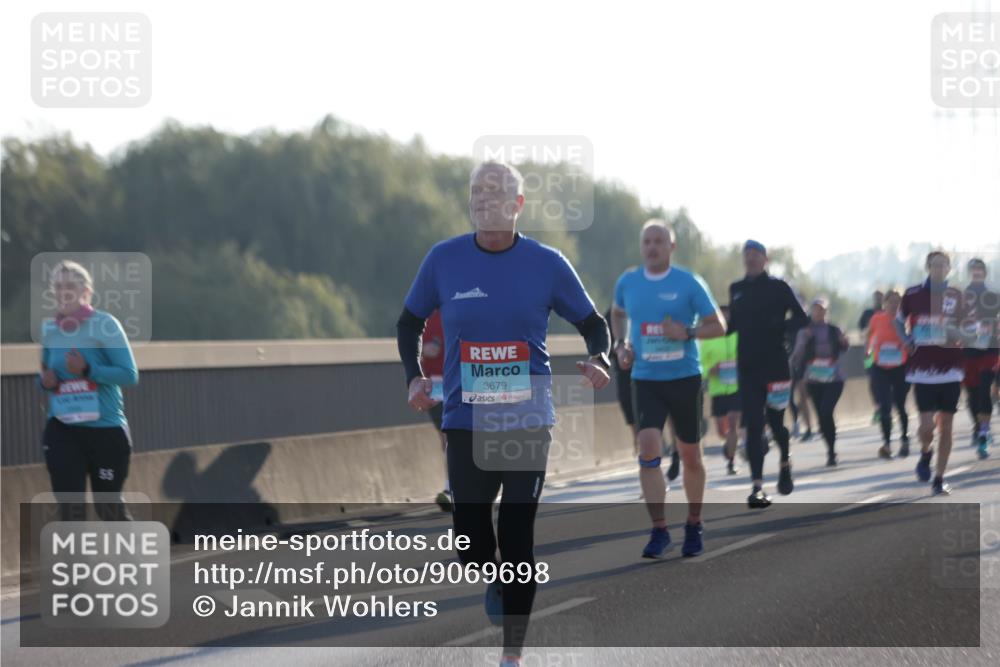 03.10.2025 - Köhlbrandbrückenlauf Jannik Wohlers http://msf.ph/oto/9069698 03.10.2025 09:17:09 Position 3 3679 meine-sportfotos.de
