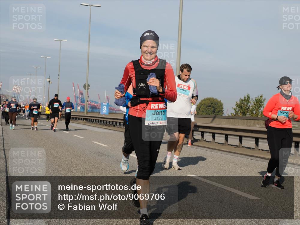 03.10.2025 - Köhlbrandbrückenlauf Fabian Wolf http://msf.ph/oto/9069706 03.10.2025 10:12:00 Position 3 2433, 2619, 0571 meine-sportfotos.de