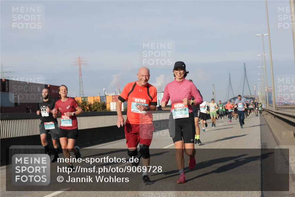 03.10.2025 - Köhlbrandbrückenlauf Jannik Wohlers http://msf.ph/oto/9069728 03.10.2025 09:48:37 Position 3 1123 meine-sportfotos.de