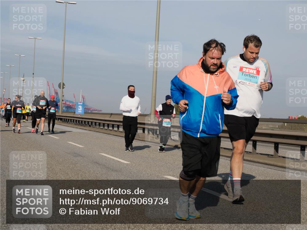 03.10.2025 - Köhlbrandbrückenlauf Fabian Wolf http://msf.ph/oto/9069734 03.10.2025 10:12:02 Position 3 2619 meine-sportfotos.de