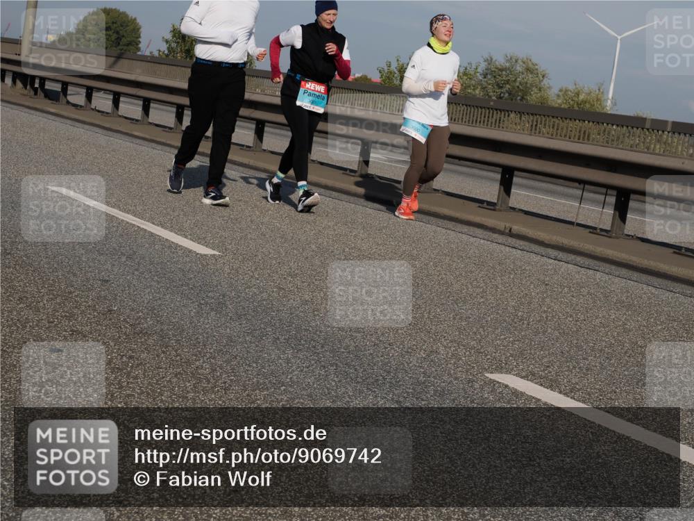 03.10.2025 - Köhlbrandbrückenlauf Fabian Wolf http://msf.ph/oto/9069742 03.10.2025 10:12:05 Position 3 3000, 3001 meine-sportfotos.de