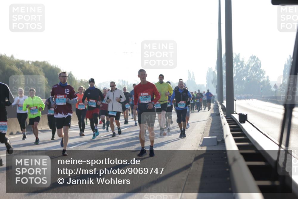 03.10.2025 - Köhlbrandbrückenlauf Jannik Wohlers http://msf.ph/oto/9069747 03.10.2025 09:17:13 Position 3 12 meine-sportfotos.de