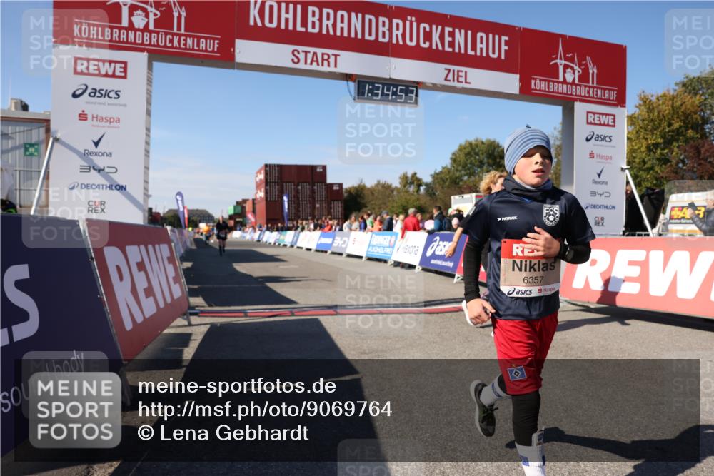03.10.2025 - Köhlbrandbrückenlauf Lena Gebhardt http://msf.ph/oto/9069764 03.10.2025 13:34:53 Ziel 4112, 4498, 4767, 5227, 6196, 6357, 6434 meine-sportfotos.de