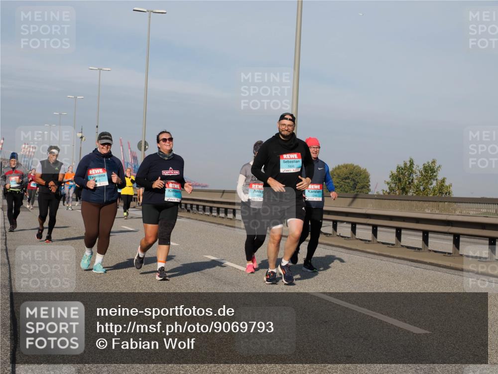 03.10.2025 - Köhlbrandbrückenlauf Fabian Wolf http://msf.ph/oto/9069793 03.10.2025 10:12:10 Position 3 1497, 2466, 1606 meine-sportfotos.de