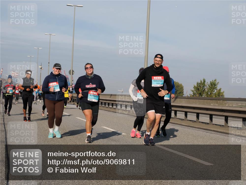 03.10.2025 - Köhlbrandbrückenlauf Fabian Wolf http://msf.ph/oto/9069811 03.10.2025 10:12:10 Position 3 1497, 1606, 248 meine-sportfotos.de