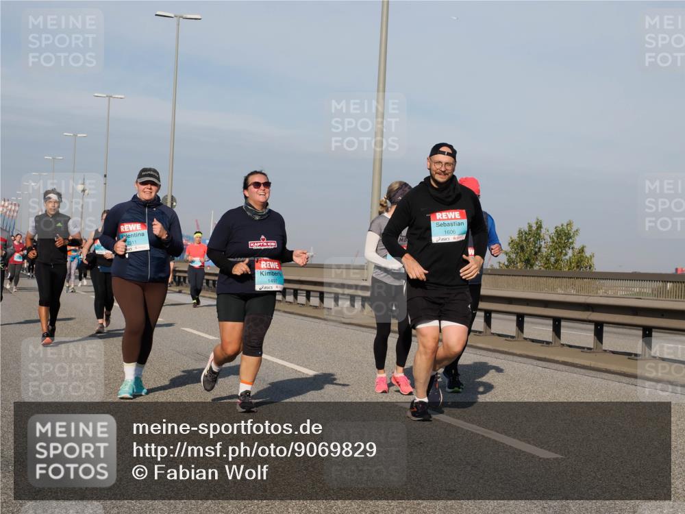 03.10.2025 - Köhlbrandbrückenlauf Fabian Wolf http://msf.ph/oto/9069829 03.10.2025 10:12:10 Position 3 2311, 1606, 1497 meine-sportfotos.de