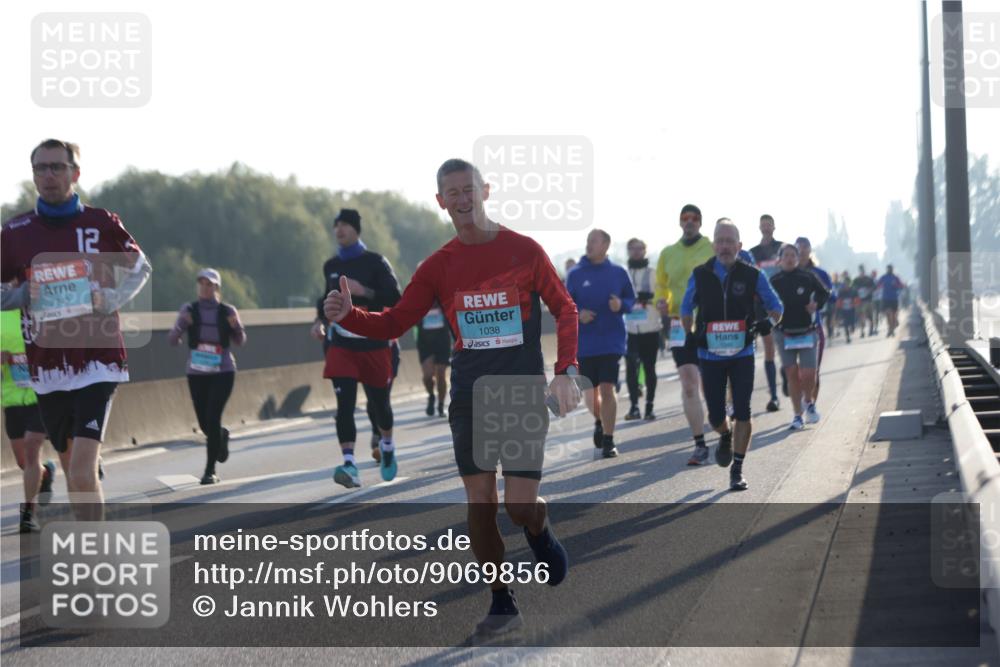 03.10.2025 - Köhlbrandbrückenlauf Jannik Wohlers http://msf.ph/oto/9069856 03.10.2025 09:17:16 Position 3 2743, 12, 1038 meine-sportfotos.de