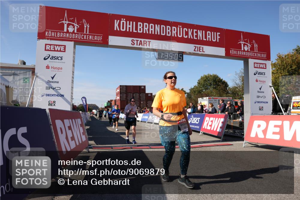 03.10.2025 - Köhlbrandbrückenlauf Lena Gebhardt http://msf.ph/oto/9069879 03.10.2025 13:35:06 Ziel 5360, 5427, 5557, 5604, 6265, 6434 meine-sportfotos.de