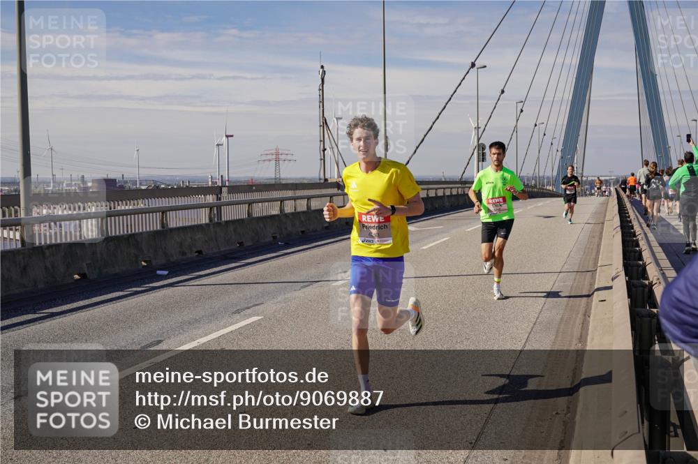 03.10.2025 - Köhlbrandbrückenlauf Michael Burmester http://msf.ph/oto/9069887 03.10.2025 12:32:13 Position 2 6253 meine-sportfotos.de
