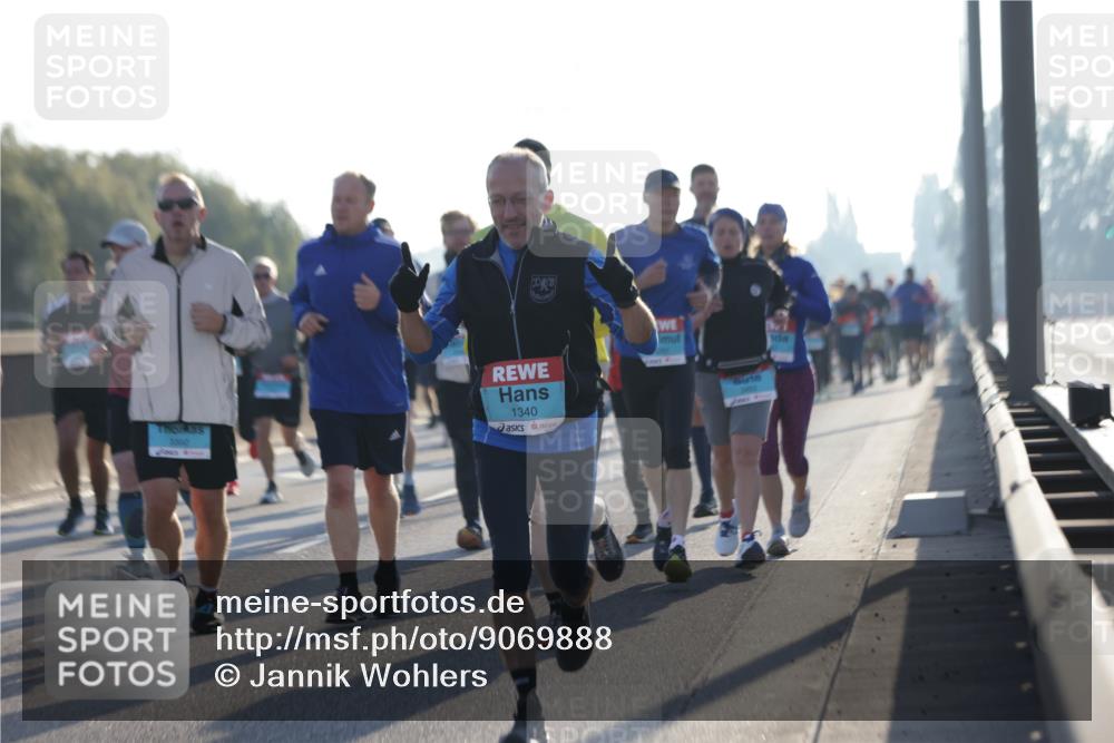 03.10.2025 - Köhlbrandbrückenlauf Jannik Wohlers http://msf.ph/oto/9069888 03.10.2025 09:17:17 Position 3 1340 meine-sportfotos.de