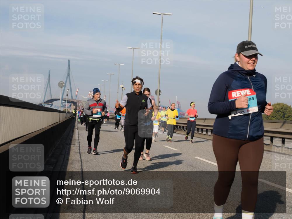 03.10.2025 - Köhlbrandbrückenlauf Fabian Wolf http://msf.ph/oto/9069904 03.10.2025 10:12:13 Position 3  meine-sportfotos.de