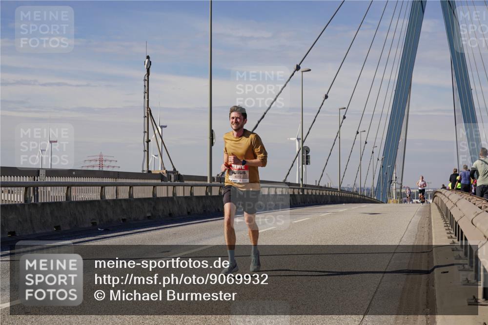 03.10.2025 - Köhlbrandbrückenlauf Michael Burmester http://msf.ph/oto/9069932 03.10.2025 12:32:32 Position 2 4072 meine-sportfotos.de