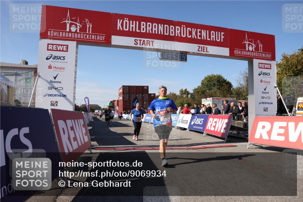 03.10.2025 - Köhlbrandbrückenlauf Lena Gebhardt http://msf.ph/oto/9069934 03.10.2025 13:35:09 Ziel 5360, 5427, 5557, 5604, 6265 meine-sportfotos.de