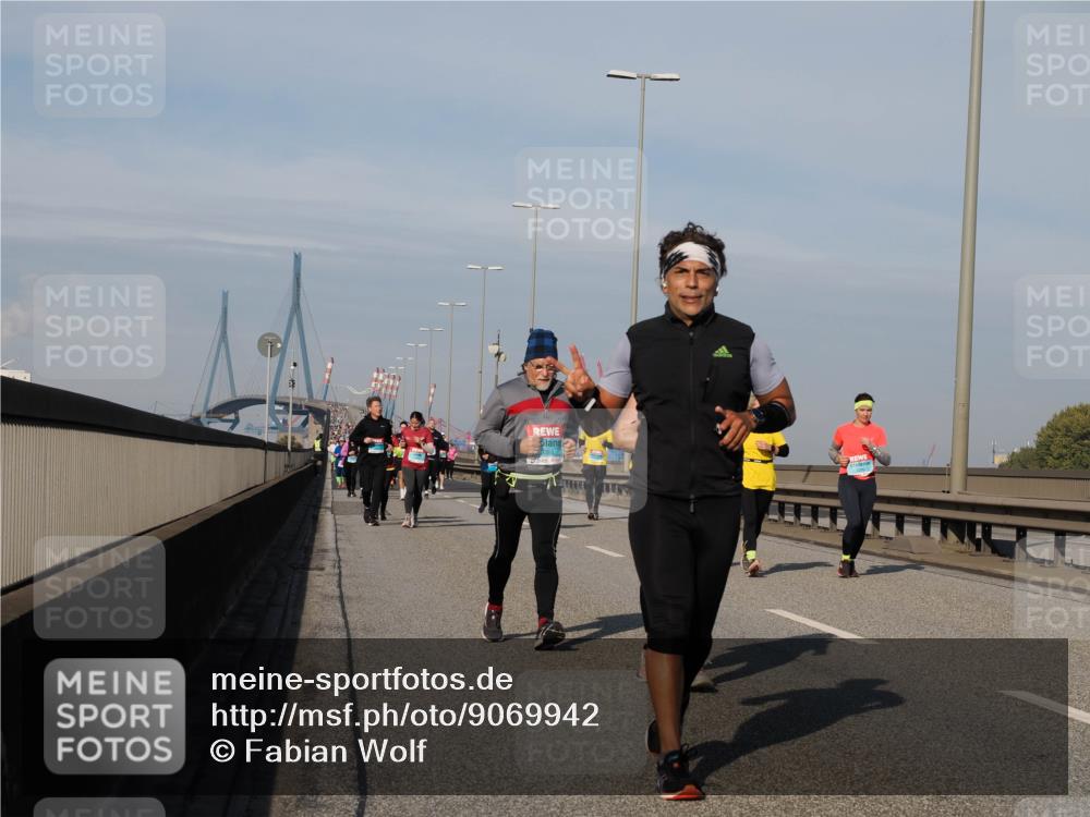 03.10.2025 - Köhlbrandbrückenlauf Fabian Wolf http://msf.ph/oto/9069942 03.10.2025 10:12:14 Position 3  meine-sportfotos.de