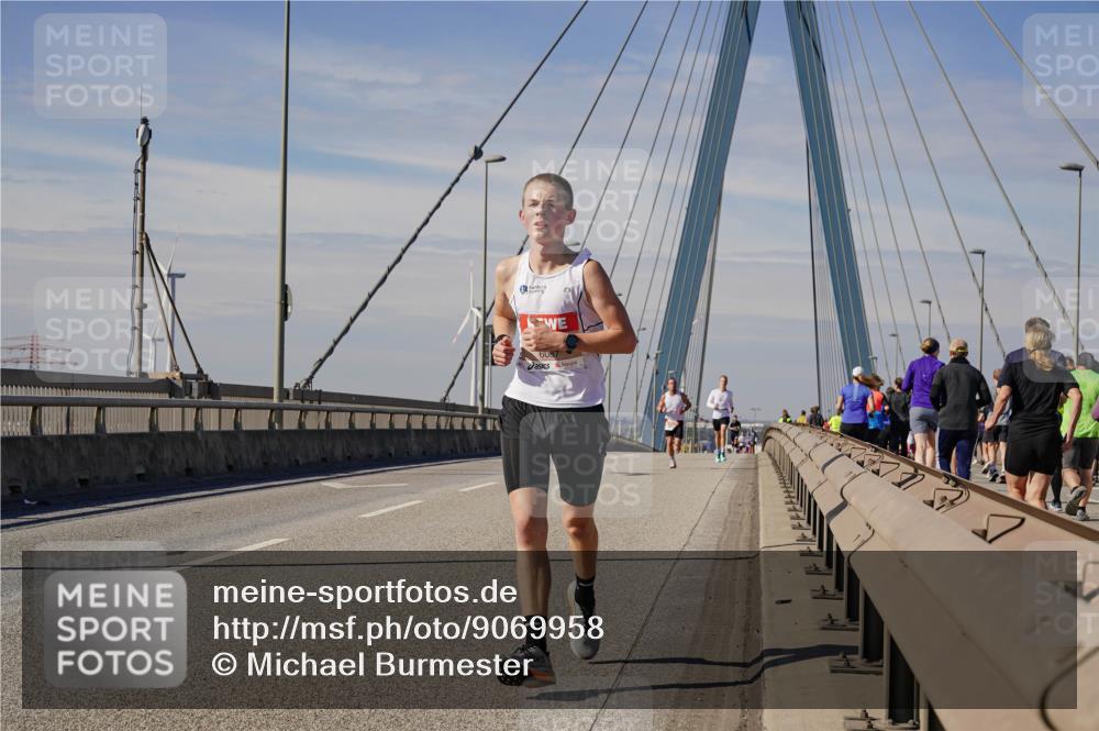 03.10.2025 - Köhlbrandbrückenlauf Michael Burmester http://msf.ph/oto/9069958 03.10.2025 12:32:47 Position 2 6087 meine-sportfotos.de