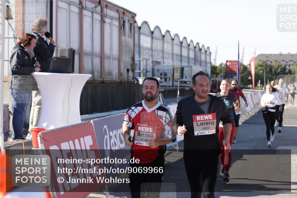 03.10.2025 - Köhlbrandbrückenlauf Jannik Wohlers http://msf.ph/oto/9069966 03.10.2025 13:14:13 Ziel 4313, 4437, 4569, 4641, 4728, 4776, 4785, 4809, 4888, 5282, 5727, 6318, 6327, 6418, 6735 meine-sportfotos.de