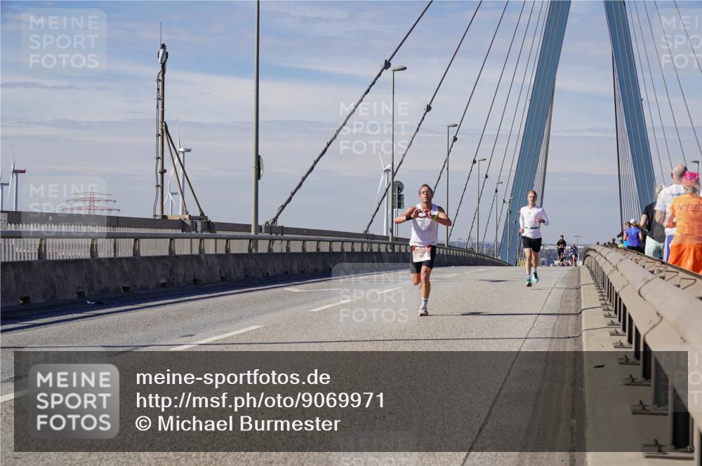 03.10.2025 - Köhlbrandbrückenlauf Michael Burmester http://msf.ph/oto/9069971 03.10.2025 12:32:51 Position 2 6216 meine-sportfotos.de