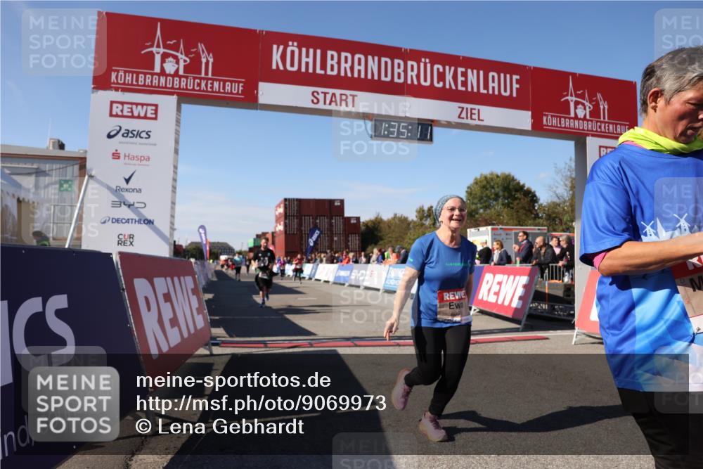 03.10.2025 - Köhlbrandbrückenlauf Lena Gebhardt http://msf.ph/oto/9069973 03.10.2025 13:35:11 Ziel 5360, 5412, 5427, 5557, 5604, 6204, 6205, 6265, 6547 meine-sportfotos.de