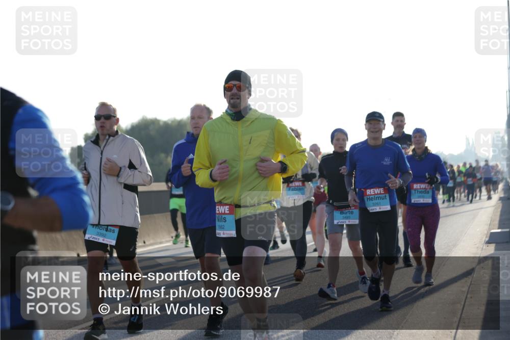 03.10.2025 - Köhlbrandbrückenlauf Jannik Wohlers http://msf.ph/oto/9069987 03.10.2025 09:17:20 Position 3 3392, 1662, 3261, 3492, 3493 meine-sportfotos.de