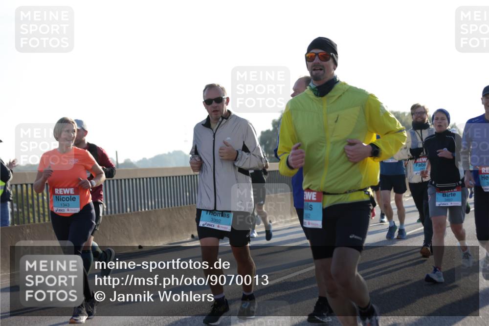 03.10.2025 - Köhlbrandbrückenlauf Jannik Wohlers http://msf.ph/oto/9070013 03.10.2025 09:17:21 Position 3 1343, 3392, 3493 meine-sportfotos.de