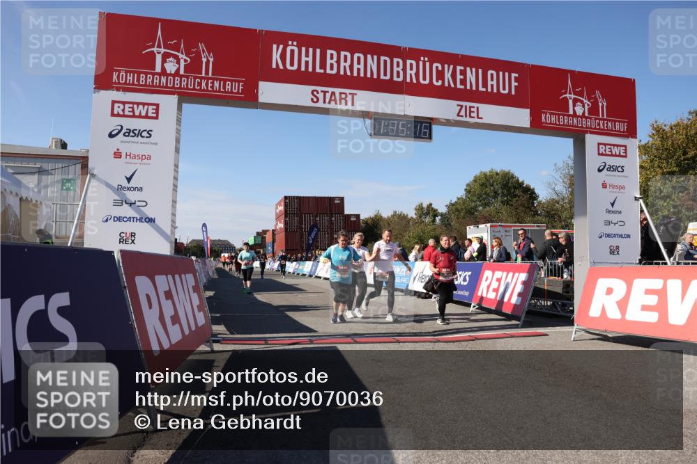 03.10.2025 - Köhlbrandbrückenlauf Lena Gebhardt http://msf.ph/oto/9070036 03.10.2025 13:35:17 Ziel 4886, 5279, 5360, 5412, 5427, 6204, 6205, 6265, 6547 meine-sportfotos.de