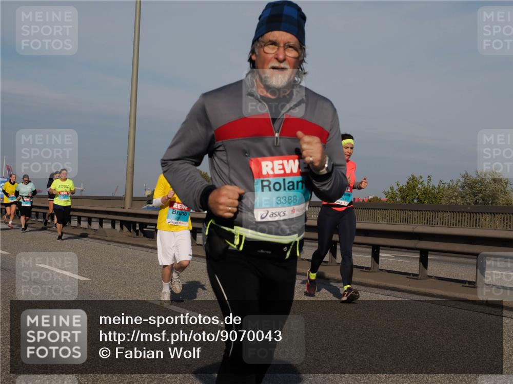 03.10.2025 - Köhlbrandbrückenlauf Fabian Wolf http://msf.ph/oto/9070043 03.10.2025 10:12:18 Position 3 3388 meine-sportfotos.de