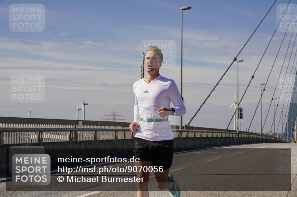 03.10.2025 - Köhlbrandbrückenlauf Michael Burmester http://msf.ph/oto/9070056 03.10.2025 12:32:57 Position 2  meine-sportfotos.de