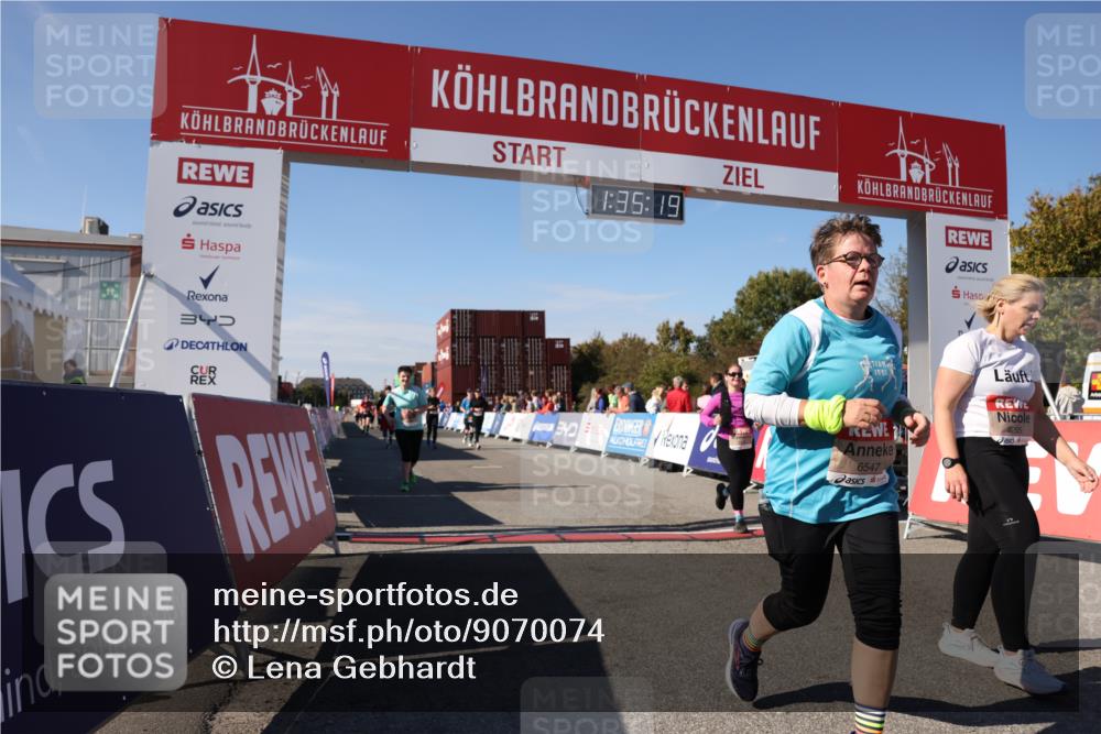 03.10.2025 - Köhlbrandbrückenlauf Lena Gebhardt http://msf.ph/oto/9070074 03.10.2025 13:35:19 Ziel 4886, 4949, 5279, 5360, 5412, 5548, 5575, 6204, 6205, 6265, 6358, 6547 meine-sportfotos.de