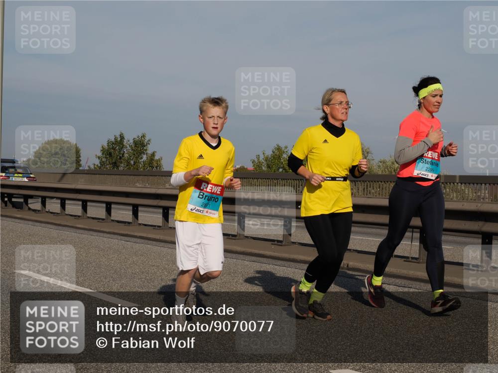 03.10.2025 - Köhlbrandbrückenlauf Fabian Wolf http://msf.ph/oto/9070077 03.10.2025 10:12:20 Position 3 2871, 2299 meine-sportfotos.de