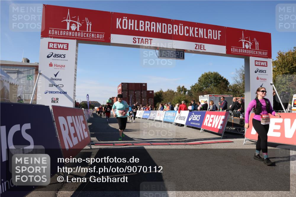 03.10.2025 - Köhlbrandbrückenlauf Lena Gebhardt http://msf.ph/oto/9070112 03.10.2025 13:35:21 Ziel 4434, 4886, 4949, 5140, 5279, 5360, 5412, 5548, 5575, 6204, 6205, 6358, 6547 meine-sportfotos.de
