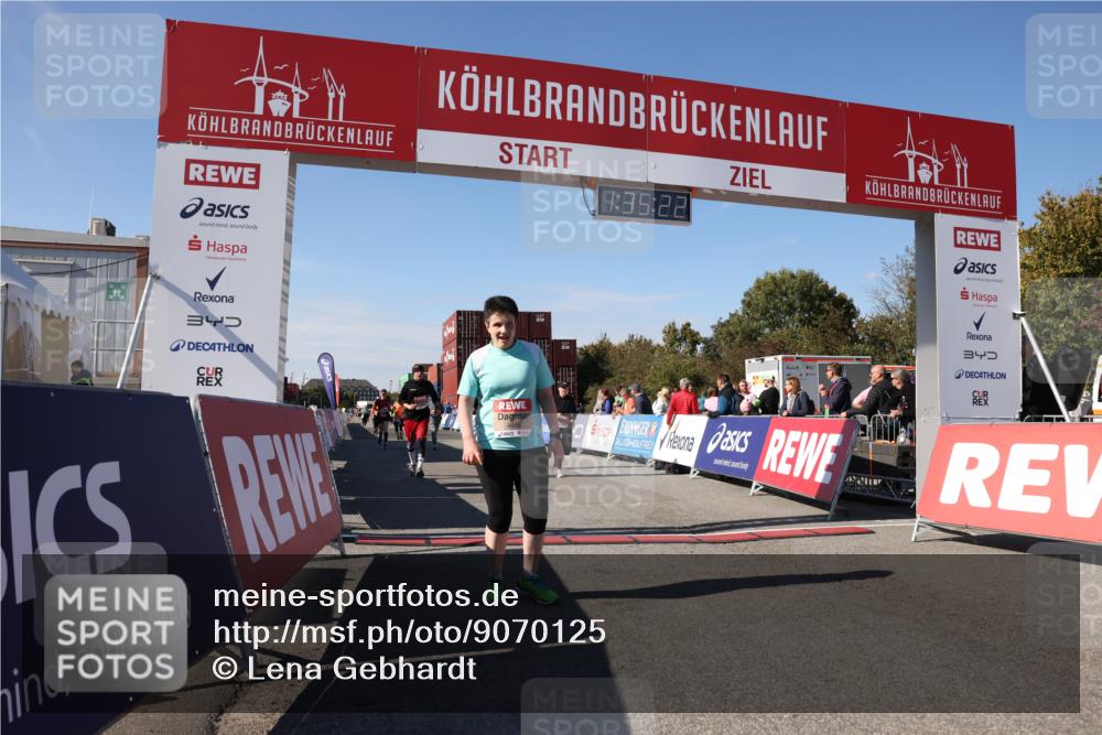 03.10.2025 - Köhlbrandbrückenlauf Lena Gebhardt http://msf.ph/oto/9070125 03.10.2025 13:35:23 Ziel 4434, 4440, 4886, 4949, 5140, 5279, 5412, 5548, 5575, 6204, 6205, 6358, 6411, 6547 meine-sportfotos.de