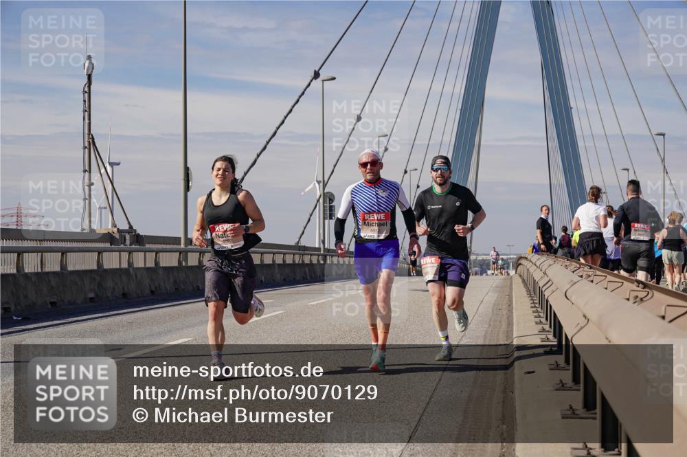 03.10.2025 - Köhlbrandbrückenlauf Michael Burmester http://msf.ph/oto/9070129 03.10.2025 12:33:22 Position 2 655 meine-sportfotos.de