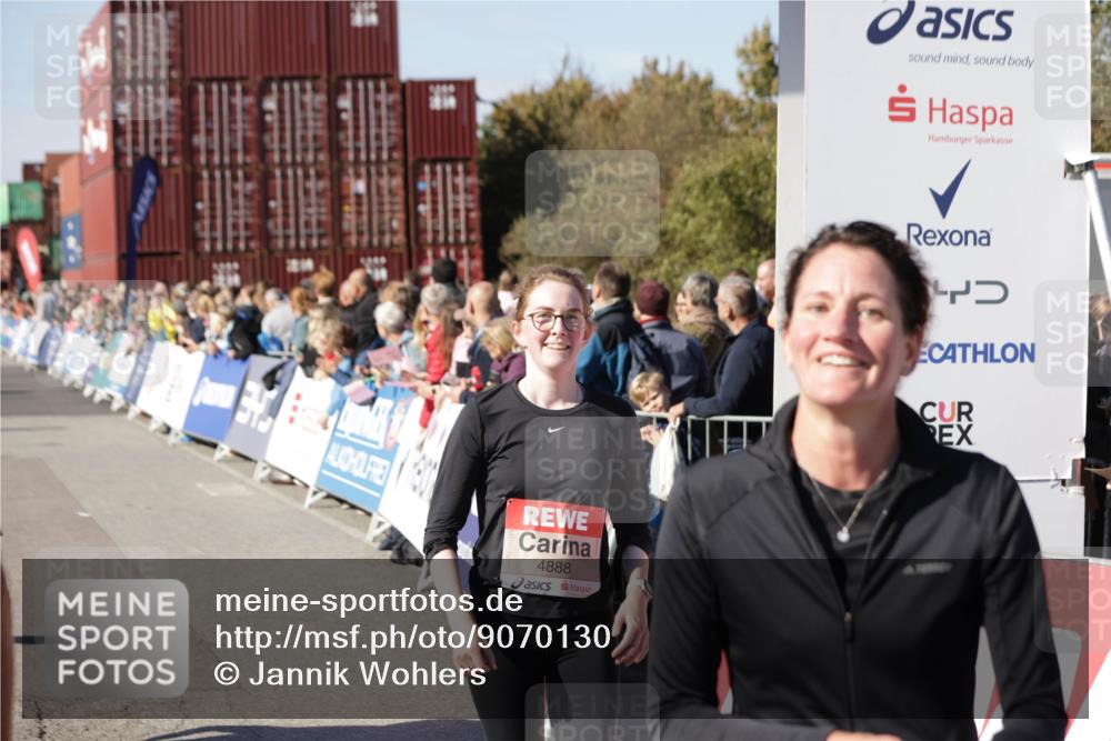 03.10.2025 - Köhlbrandbrückenlauf Jannik Wohlers http://msf.ph/oto/9070130 03.10.2025 13:14:19 Ziel 4313, 4426, 4437, 4569, 4641, 4728, 4776, 4809, 4888, 5282, 6012, 6327, 6418, 6512, 6735 meine-sportfotos.de