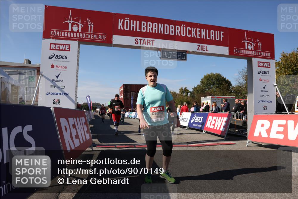 03.10.2025 - Köhlbrandbrückenlauf Lena Gebhardt http://msf.ph/oto/9070149 03.10.2025 13:35:24 Ziel 4434, 4440, 4886, 4949, 5140, 5279, 5412, 5548, 5575, 6204, 6205, 6358, 6411, 6547 meine-sportfotos.de