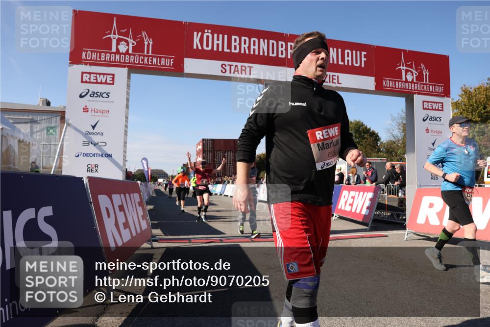 03.10.2025 - Köhlbrandbrückenlauf Lena Gebhardt http://msf.ph/oto/9070205 03.10.2025 13:35:27 Ziel 4434, 4440, 4886, 4949, 5140, 5279, 5356, 5517, 5548, 5575, 6204, 6205, 6283, 6358, 6411, 6547 meine-sportfotos.de