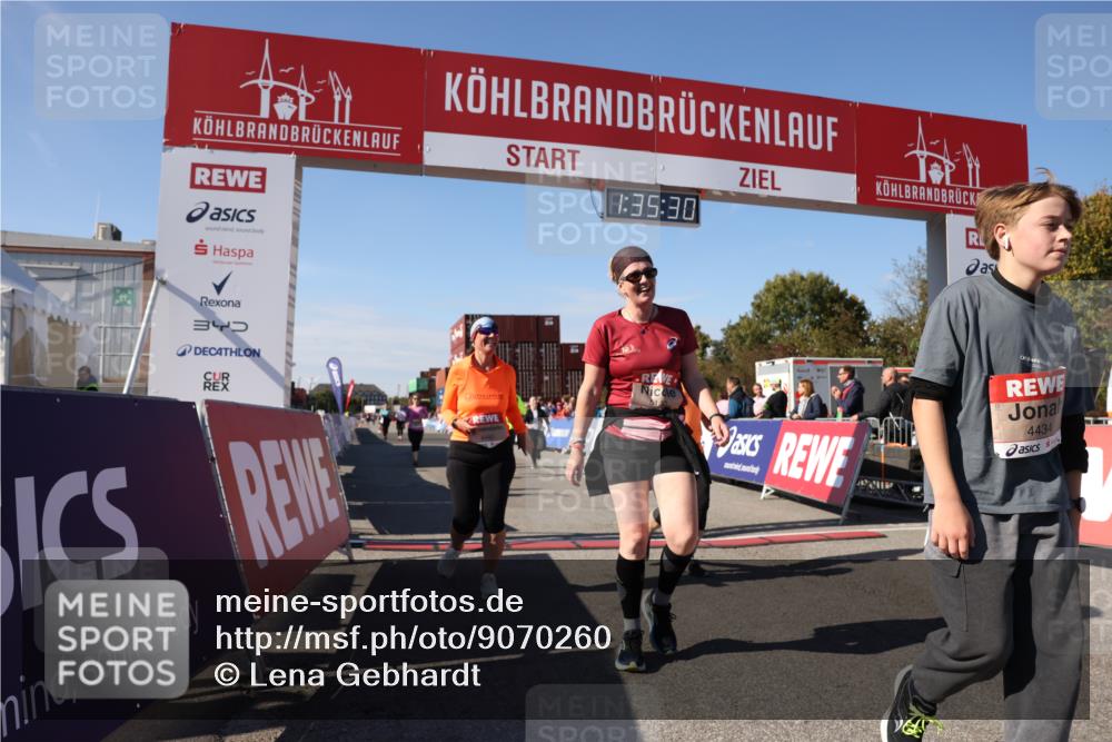 03.10.2025 - Köhlbrandbrückenlauf Lena Gebhardt http://msf.ph/oto/9070260 03.10.2025 13:35:30 Ziel 4434, 4440, 4886, 4949, 5140, 5356, 5517, 5539, 5548, 5575, 6283, 6358, 6411 meine-sportfotos.de
