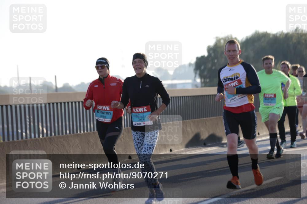 03.10.2025 - Köhlbrandbrückenlauf Jannik Wohlers http://msf.ph/oto/9070271 03.10.2025 09:17:27 Position 3 3189, 3811 meine-sportfotos.de