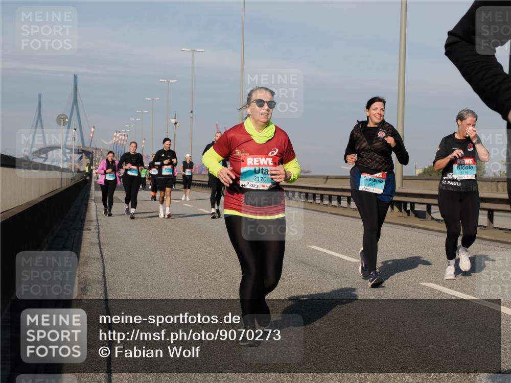 03.10.2025 - Köhlbrandbrückenlauf Fabian Wolf http://msf.ph/oto/9070273 03.10.2025 10:12:27 Position 3 2170, 2041, 10, 1749 meine-sportfotos.de
