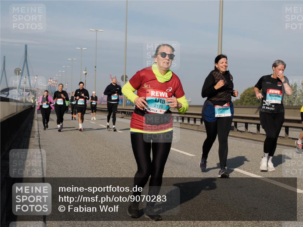03.10.2025 - Köhlbrandbrückenlauf Fabian Wolf http://msf.ph/oto/9070283 03.10.2025 10:12:28 Position 3 2170, 2041, 1749 meine-sportfotos.de