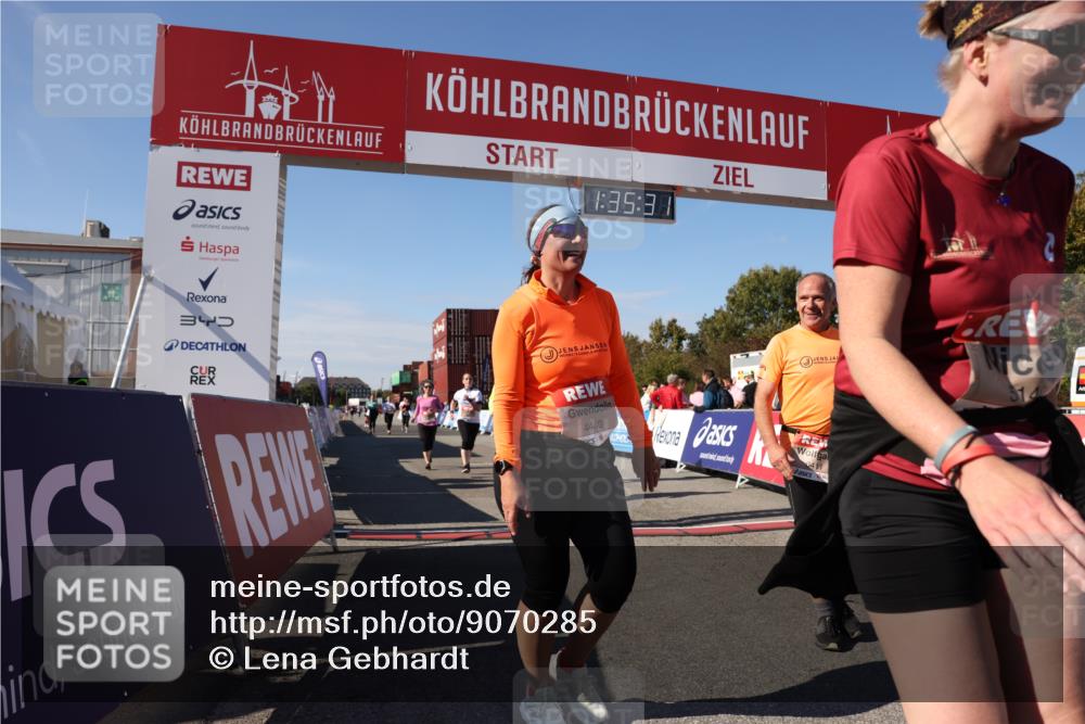 03.10.2025 - Köhlbrandbrückenlauf Lena Gebhardt http://msf.ph/oto/9070285 03.10.2025 13:35:31 Ziel 4434, 4440, 4949, 5140, 5356, 5517, 5539, 5548, 5575, 6283, 6358, 6411 meine-sportfotos.de