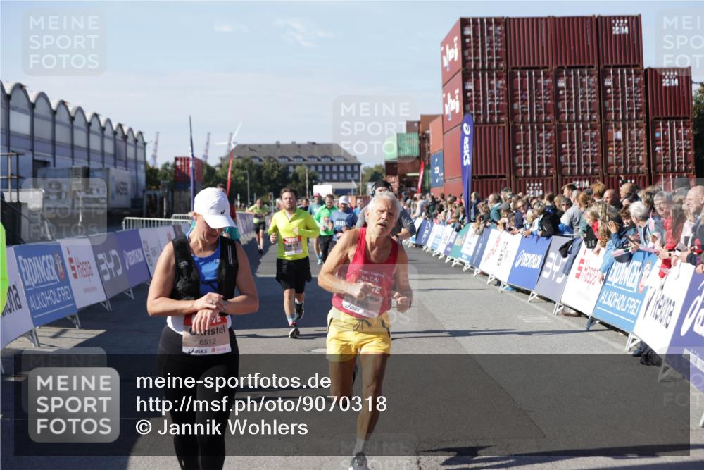 03.10.2025 - Köhlbrandbrückenlauf Jannik Wohlers http://msf.ph/oto/9070318 03.10.2025 13:14:25 Ziel 4400, 4426, 4437, 4569, 4776, 4888, 5132, 5282, 5782, 5805, 5902, 5903, 6012, 6327, 6418, 6512, 6735 meine-sportfotos.de