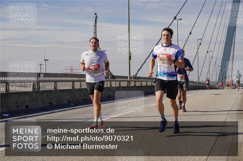 03.10.2025 - Köhlbrandbrückenlauf Michael Burmester http://msf.ph/oto/9070321 03.10.2025 12:34:09 Position 2 6085, 4301 meine-sportfotos.de