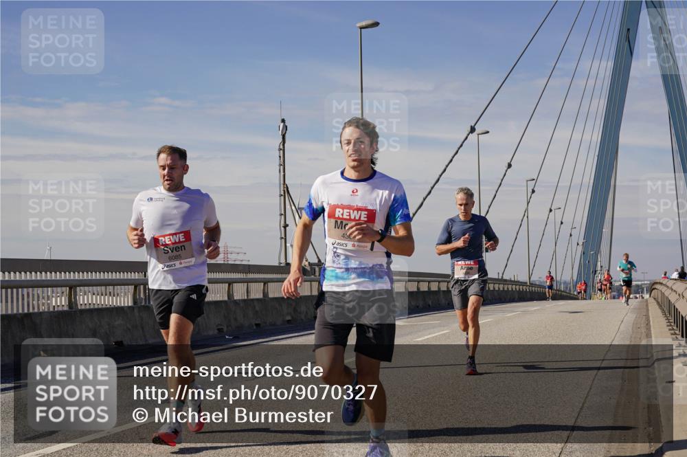 03.10.2025 - Köhlbrandbrückenlauf Michael Burmester http://msf.ph/oto/9070327 03.10.2025 12:34:10 Position 2 6085, 430 meine-sportfotos.de