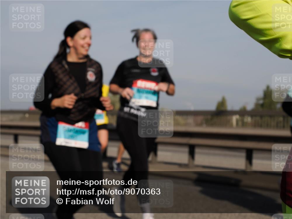 03.10.2025 - Köhlbrandbrückenlauf Fabian Wolf http://msf.ph/oto/9070363 03.10.2025 10:12:30 Position 3  meine-sportfotos.de