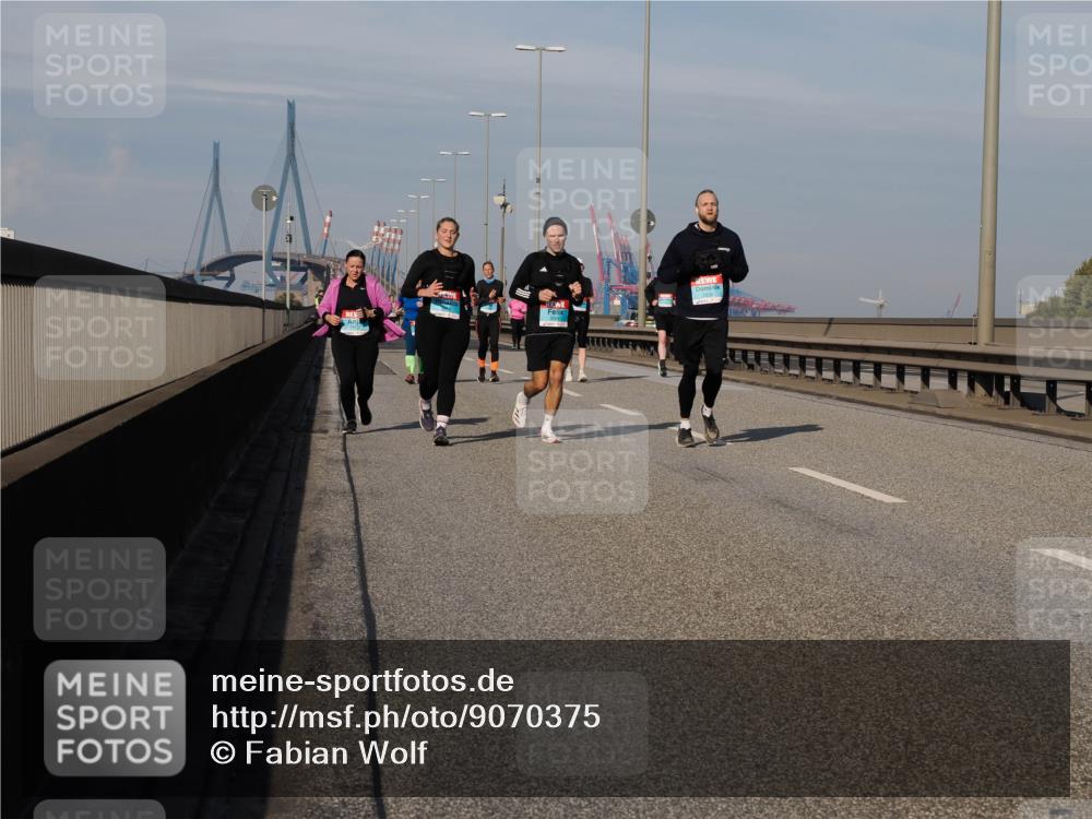 03.10.2025 - Köhlbrandbrückenlauf Fabian Wolf http://msf.ph/oto/9070375 03.10.2025 10:12:31 Position 3  meine-sportfotos.de