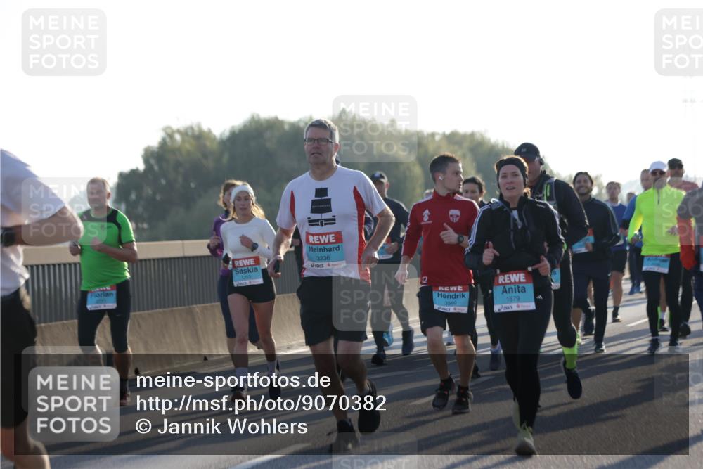 03.10.2025 - Köhlbrandbrückenlauf Jannik Wohlers http://msf.ph/oto/9070382 03.10.2025 09:17:32 Position 3 3236, 1203, 12, 3569, 1679 meine-sportfotos.de