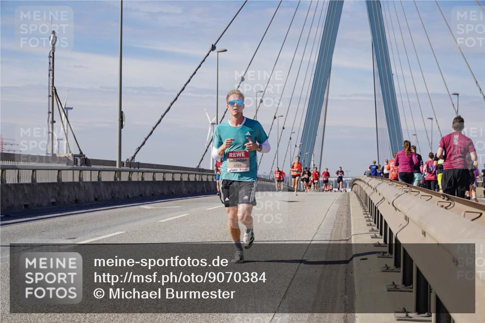 03.10.2025 - Köhlbrandbrückenlauf Michael Burmester http://msf.ph/oto/9070384 03.10.2025 12:34:18 Position 2 4155 meine-sportfotos.de