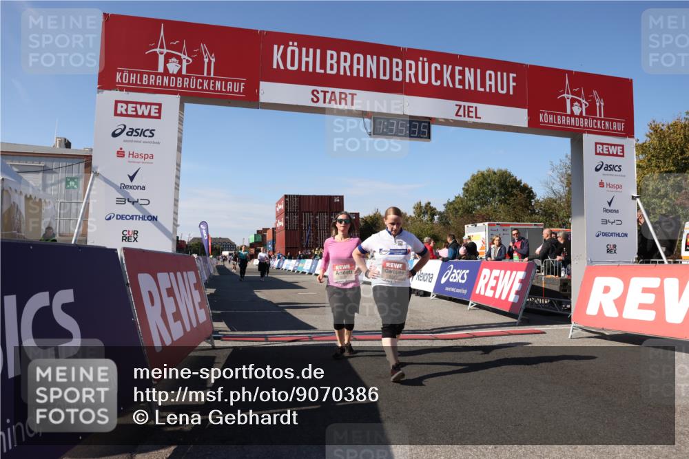 03.10.2025 - Köhlbrandbrückenlauf Lena Gebhardt http://msf.ph/oto/9070386 03.10.2025 13:35:35 Ziel 4434, 4440, 4949, 5140, 5356, 5517, 5539, 5680, 6283, 6396, 6411 meine-sportfotos.de