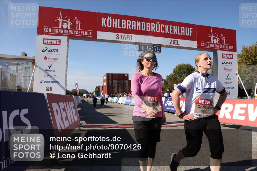 03.10.2025 - Köhlbrandbrückenlauf Lena Gebhardt http://msf.ph/oto/9070426 03.10.2025 13:35:37 Ziel 4440, 5140, 5356, 5517, 5539, 5680, 6079, 6283, 6396, 6411, 6508 meine-sportfotos.de